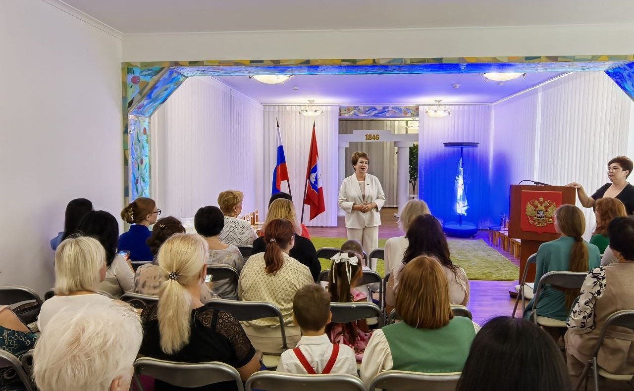 Екатерина Алтабаева посетила городской Центр психолого-педагогической, медицинской и социальной помощи