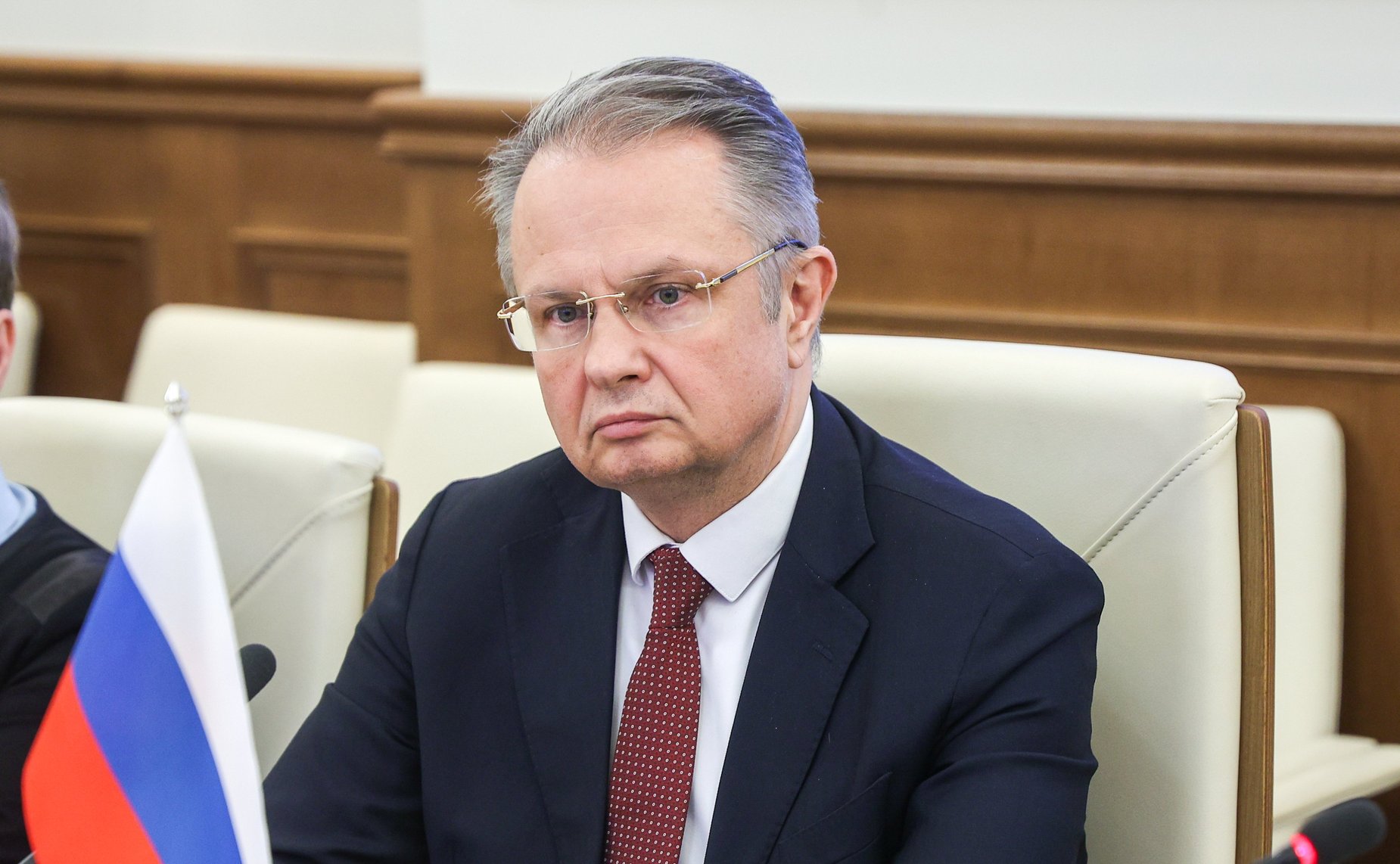 Александр Двойных провел встречу с Чрезвычайным и Полномочным Послом Королевства Марокко в Российской Федерации Лотфи Бушаарой