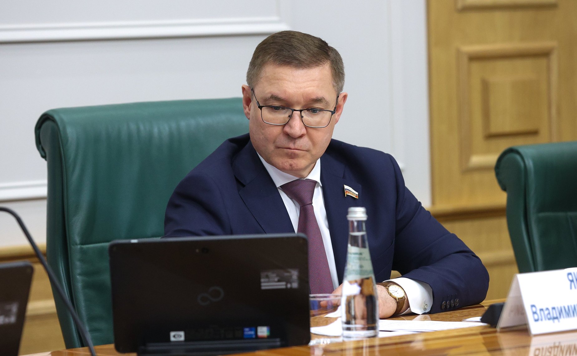 Владимир Якушев