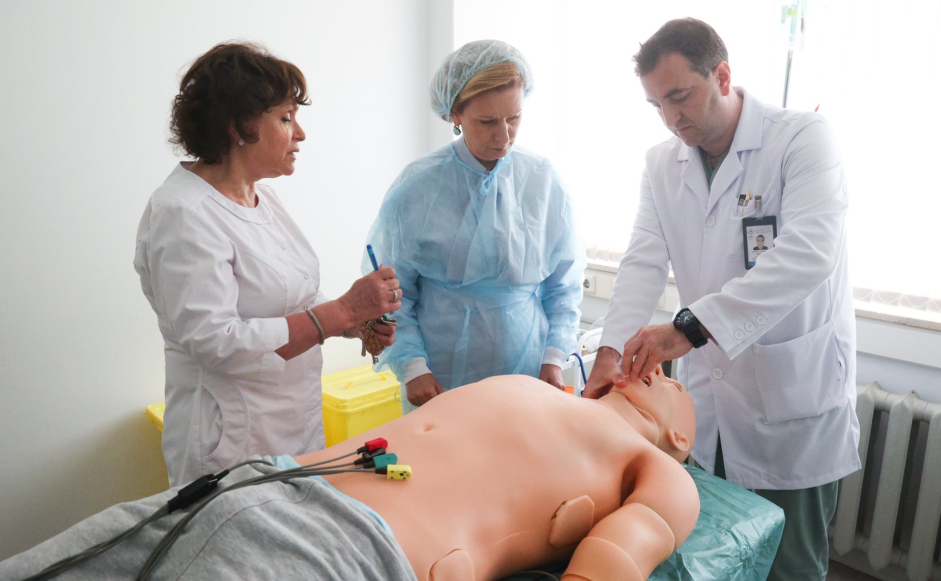 Заместитель Председателя Совета Федерации Инна Святенко посетила отделения ФГБУ «НМИЦ ССХ им. А.Н. Бакулева» Минздрава России