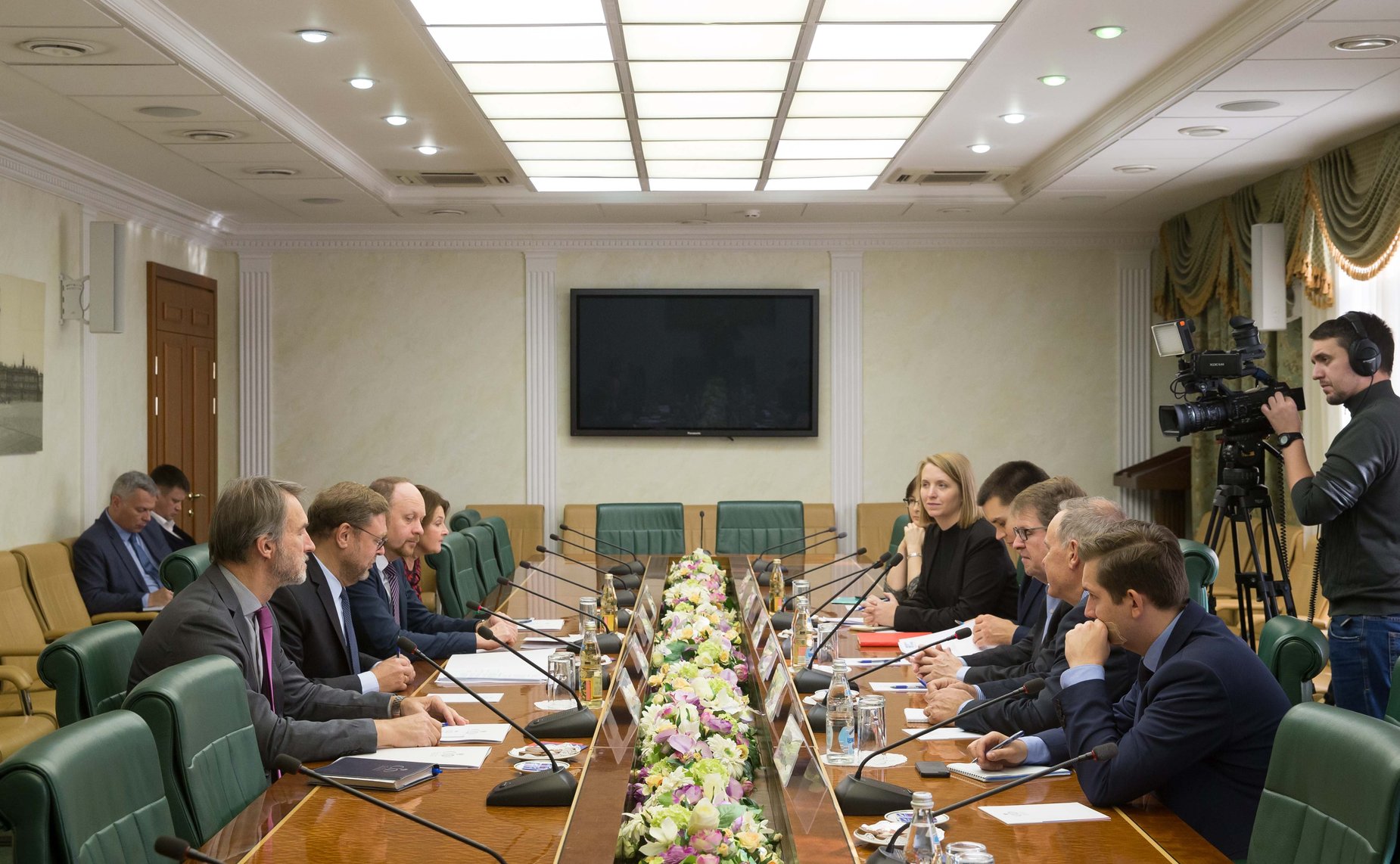 Встреча Константина Косачева с заместителем председателя Социал-демократической партии Германии, председателем фракции СДПГ в Ландтаге федеральной земли Шлезвиг-Гольштейн Ральфом Штегнером