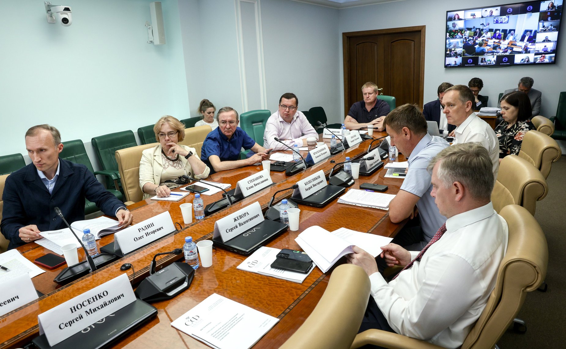 Совещание Комитета СФ по аграрно-продовольственной политике и природопользованию на тему «Актуальные вопросы исполнения Доктрины продовольственной безопасности РФ и развития экспортного потенциала агропромышленного комплекса»