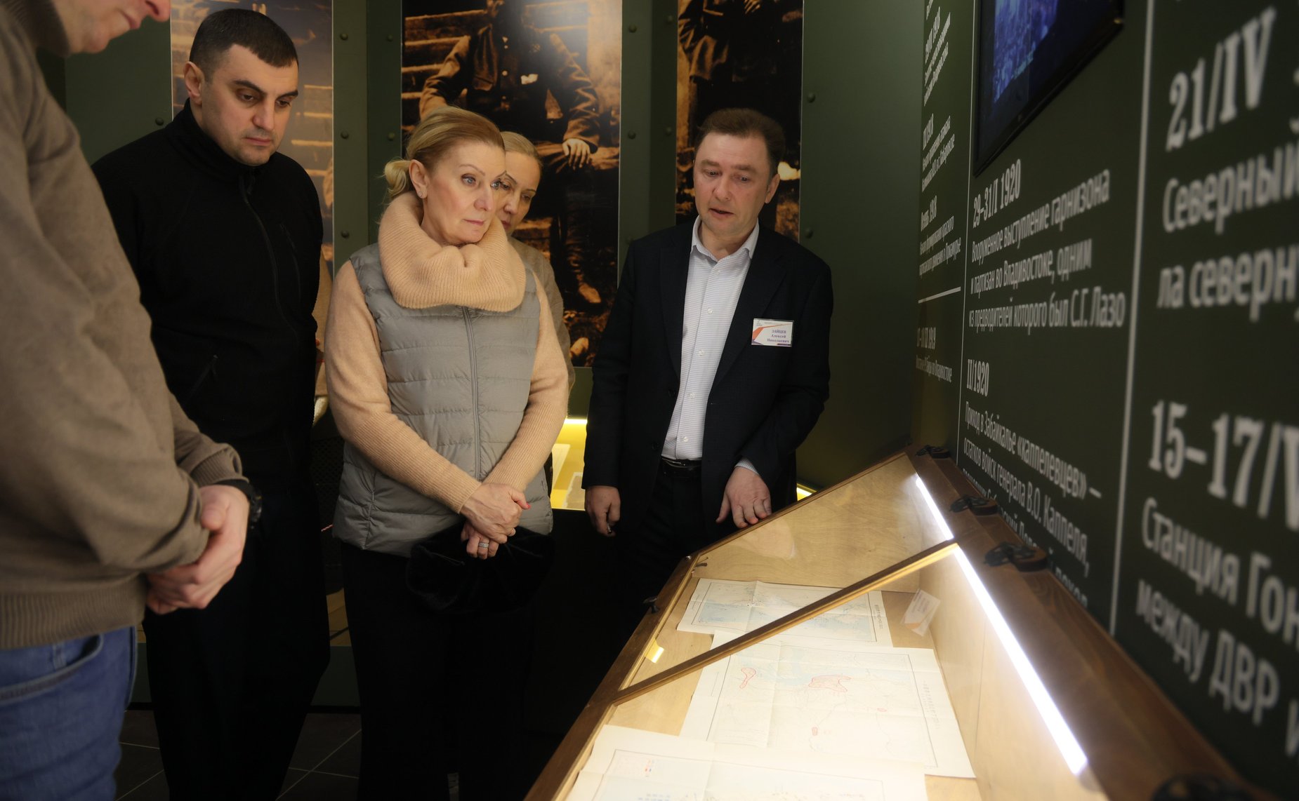 Сенаторы приняли участие в Волочаевском фестивале