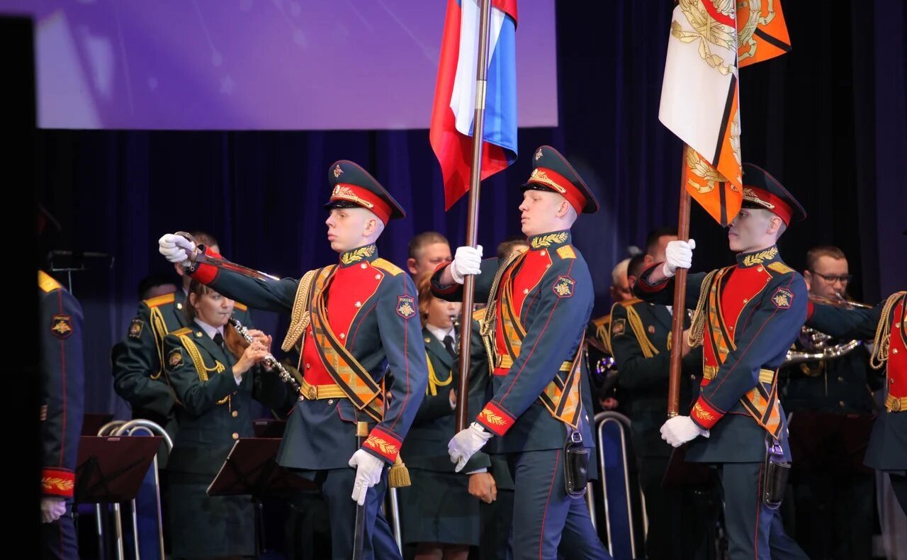 Николай Тихомиров принял участие в городском торжественном мероприятии «Слава героям на все времена!»