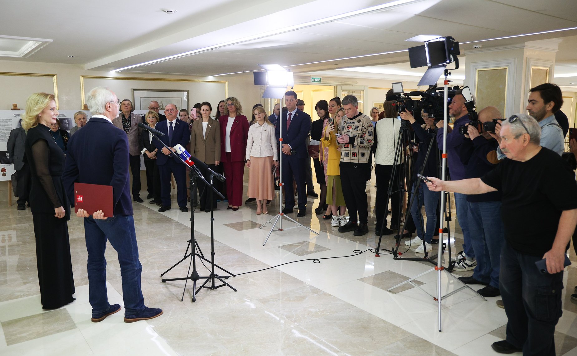 Открытие выставки «Актеры Театра сатиры на фронте и в тылу»