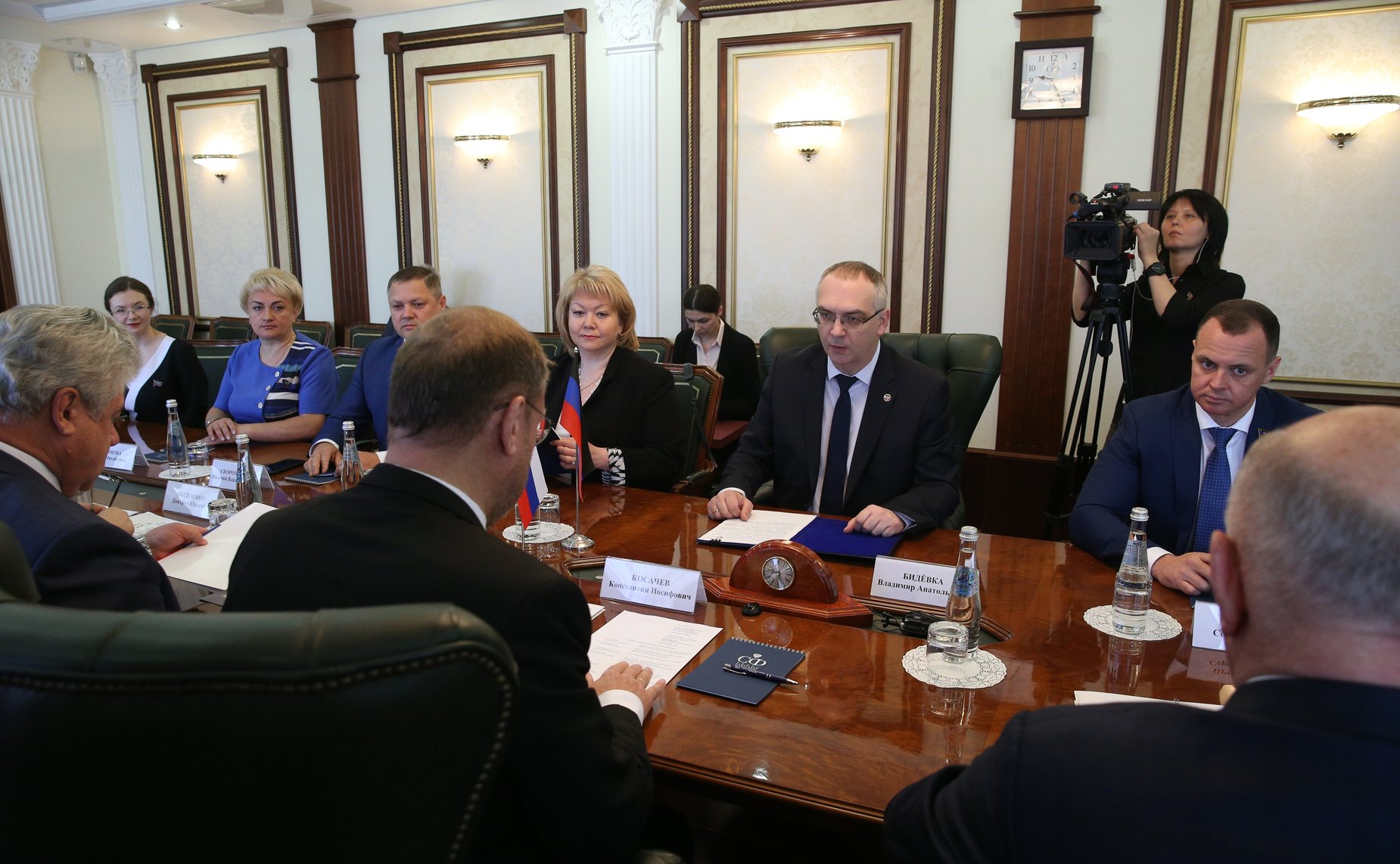 Встреча заместителя Председателя Совета Федерации Константина Косачева с Председателем Народного Совета Донецкой Народной Республики Владимиром Бидёвкой