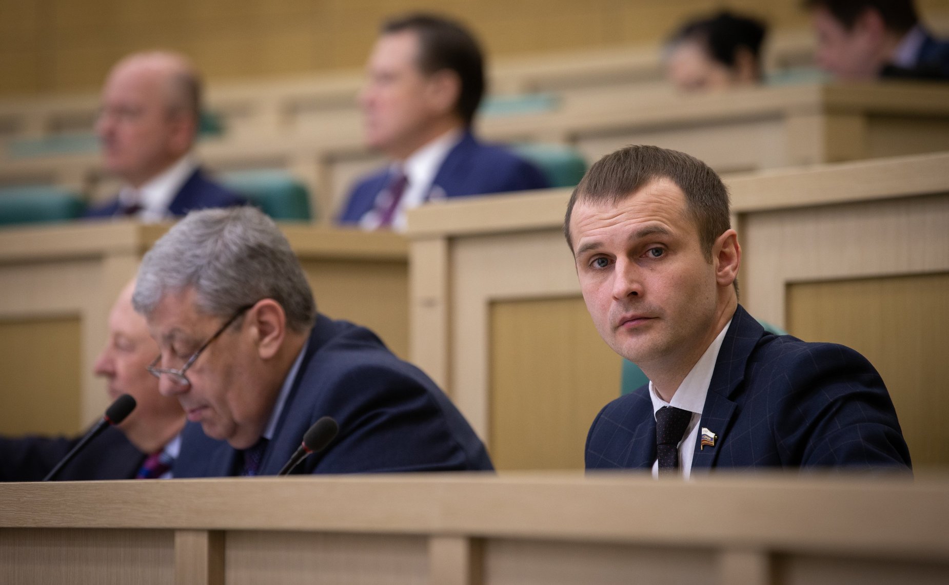 Сергей Леонов