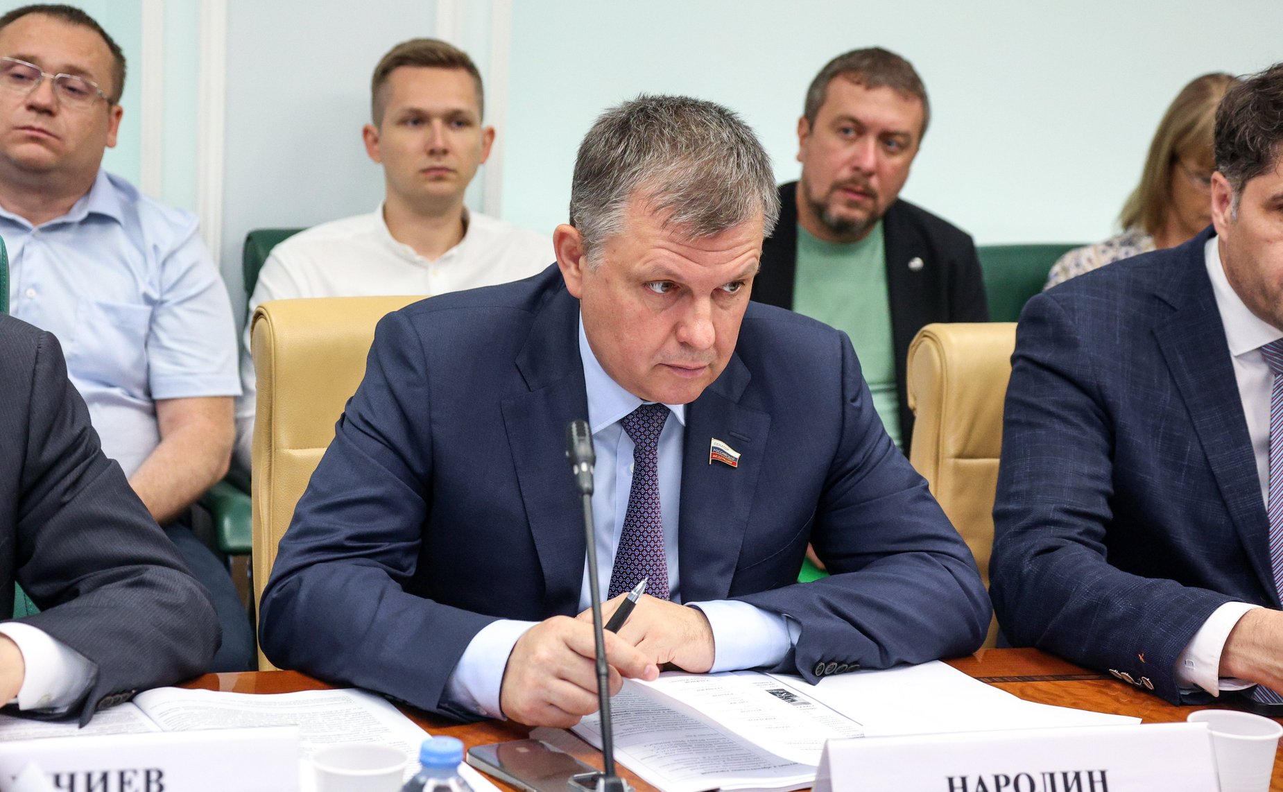 Александр Наролин