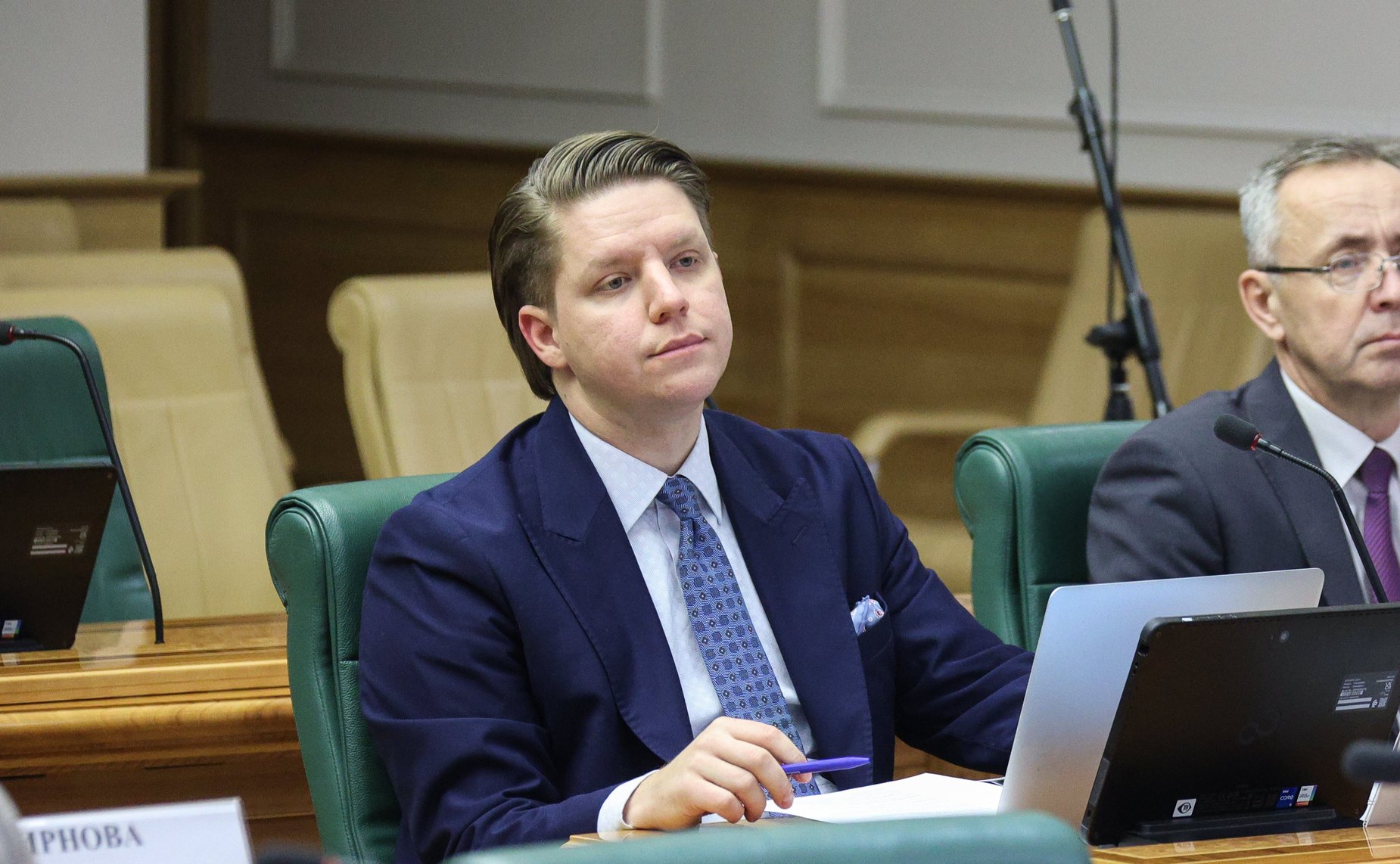 Круглый стола на тему «Цифровое водительское удостоверение на право управления транспортным средством: законодательные аспекты»