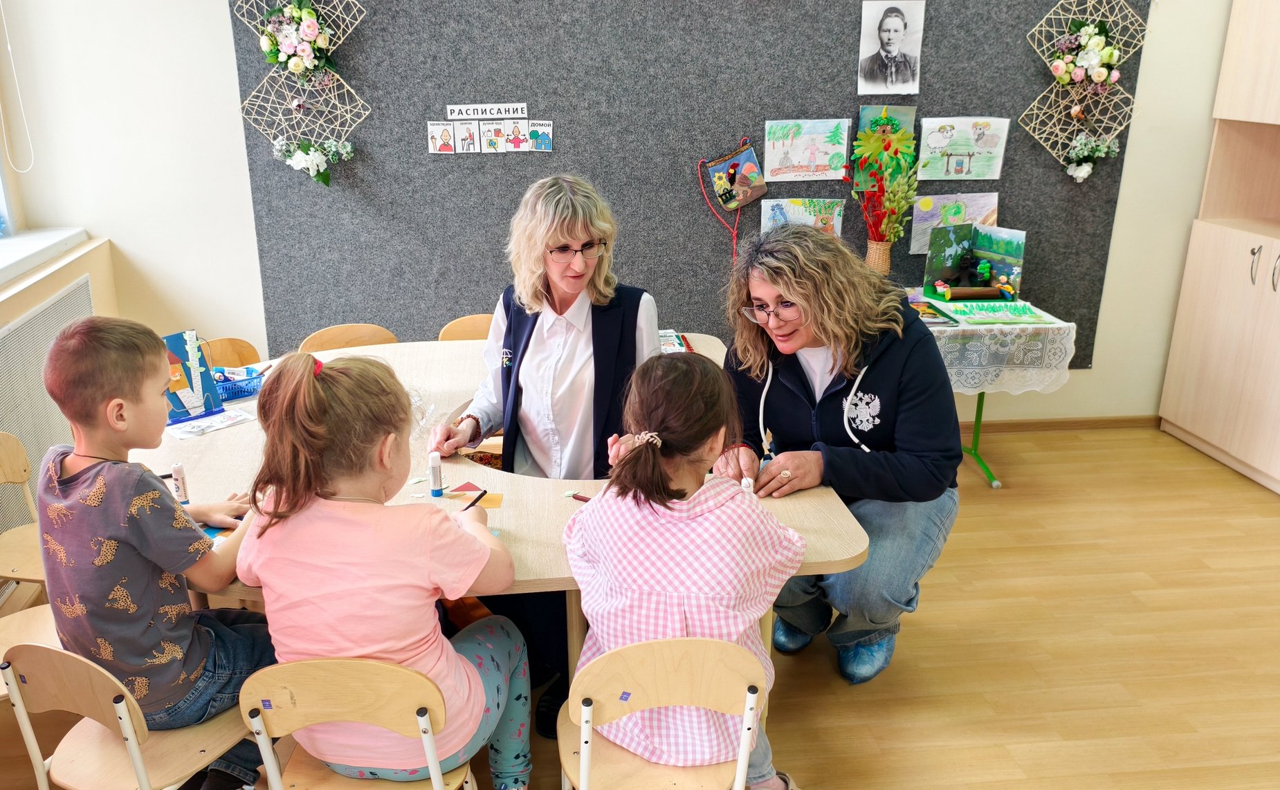 Сенаторы посетили реабилитационный центр для детей и подростков с ограниченными возможностями «Апрель»