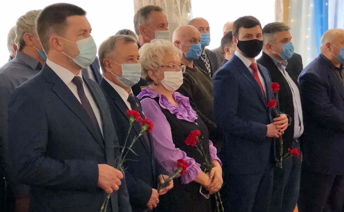 Оксана Хлякина приняла участие в памятных мероприятиях, посвященных 30-летию подвига Героя России, генерал-майора авиации Суламбека Осканова