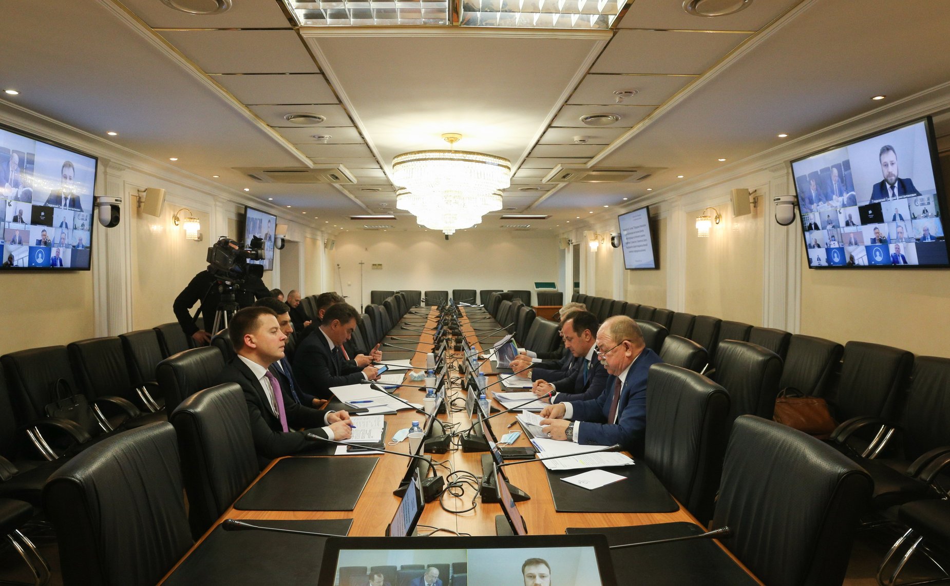 «Круглый стол» на тему «Передовые технологии декарбонизации как важный фактор энергоперехода и устойчивого развития энергетики»