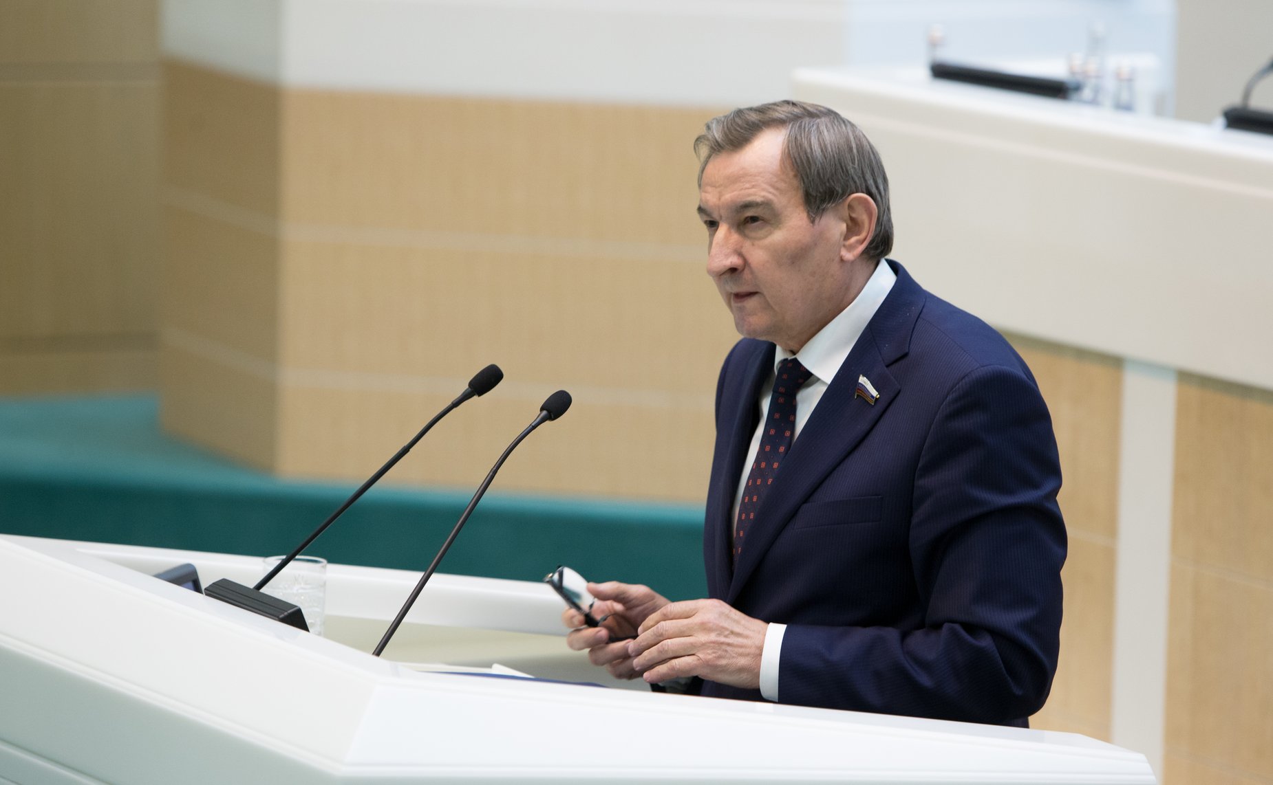 Лаврик 383-е заседание Совета Федерации