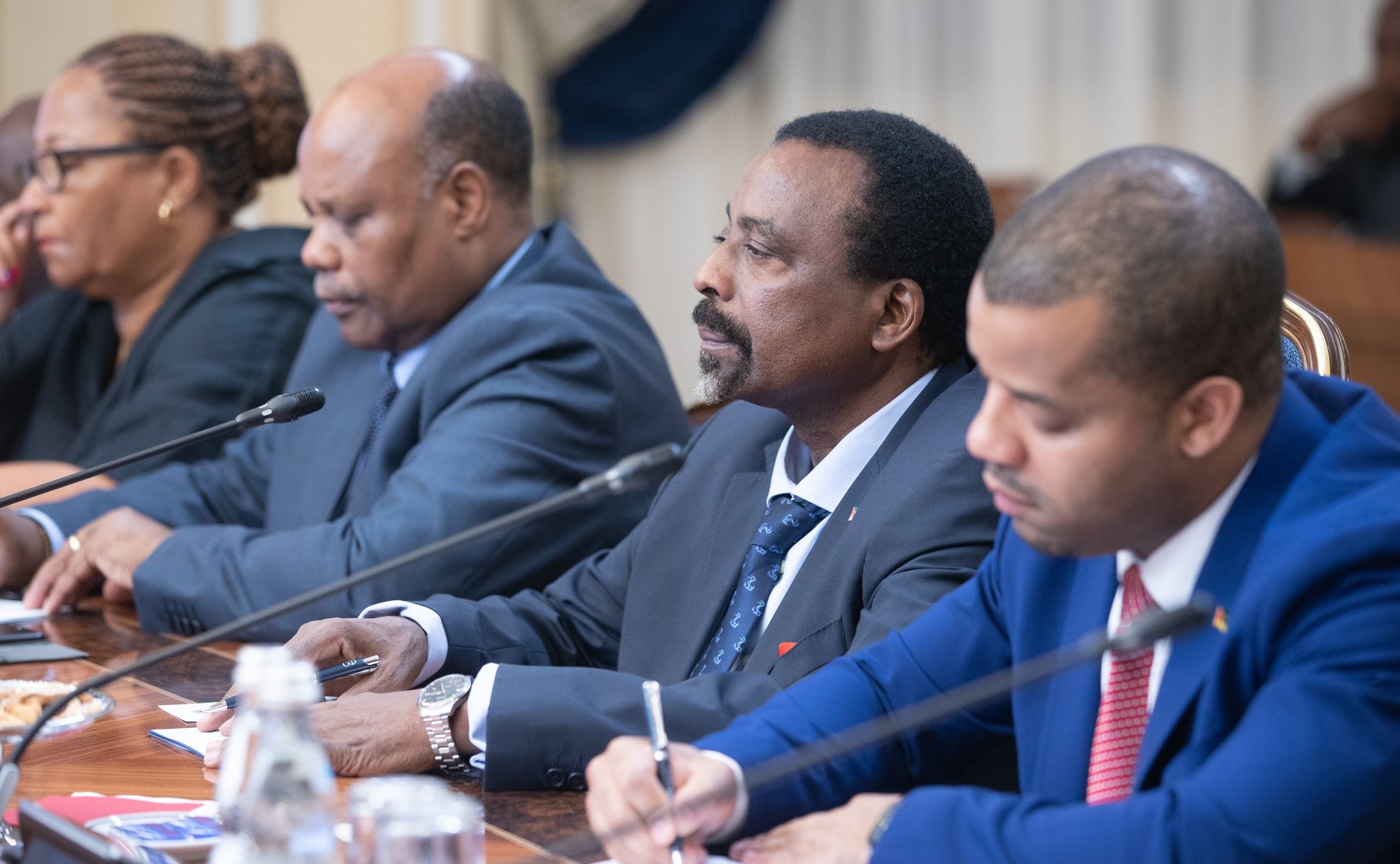 Встреча членов Комитета СФ по Регламенту и организации парламентской деятельности с первым заместителем Председателя Ассамблеи Республики Мозамбик, Руководителем Административного совета Ассамблеи А.Ж. Амелией