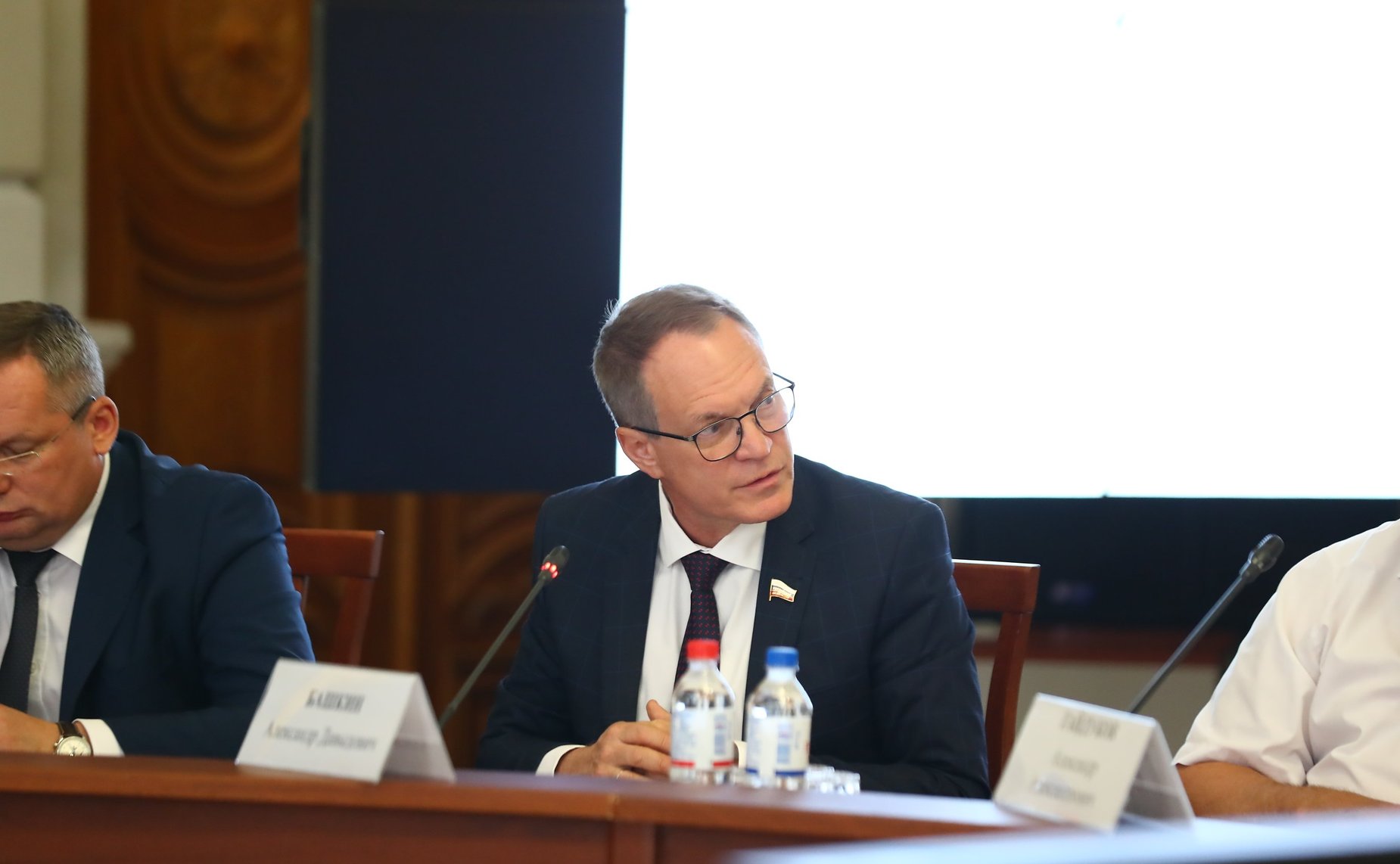 Александр Башкин принял участие в заседании антинаркотической комиссии Астраханской области