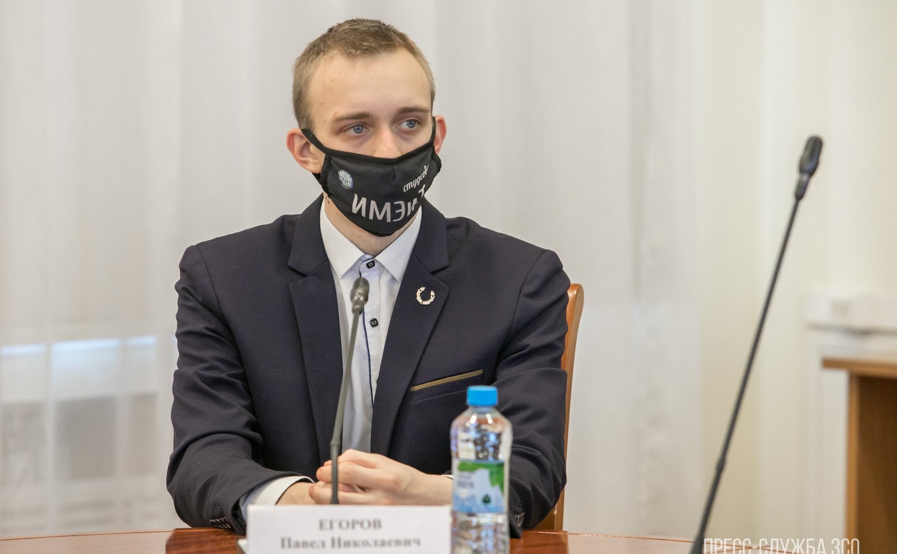 Заседание Дискуссионного клуба Молодежного парламента Вологодской области