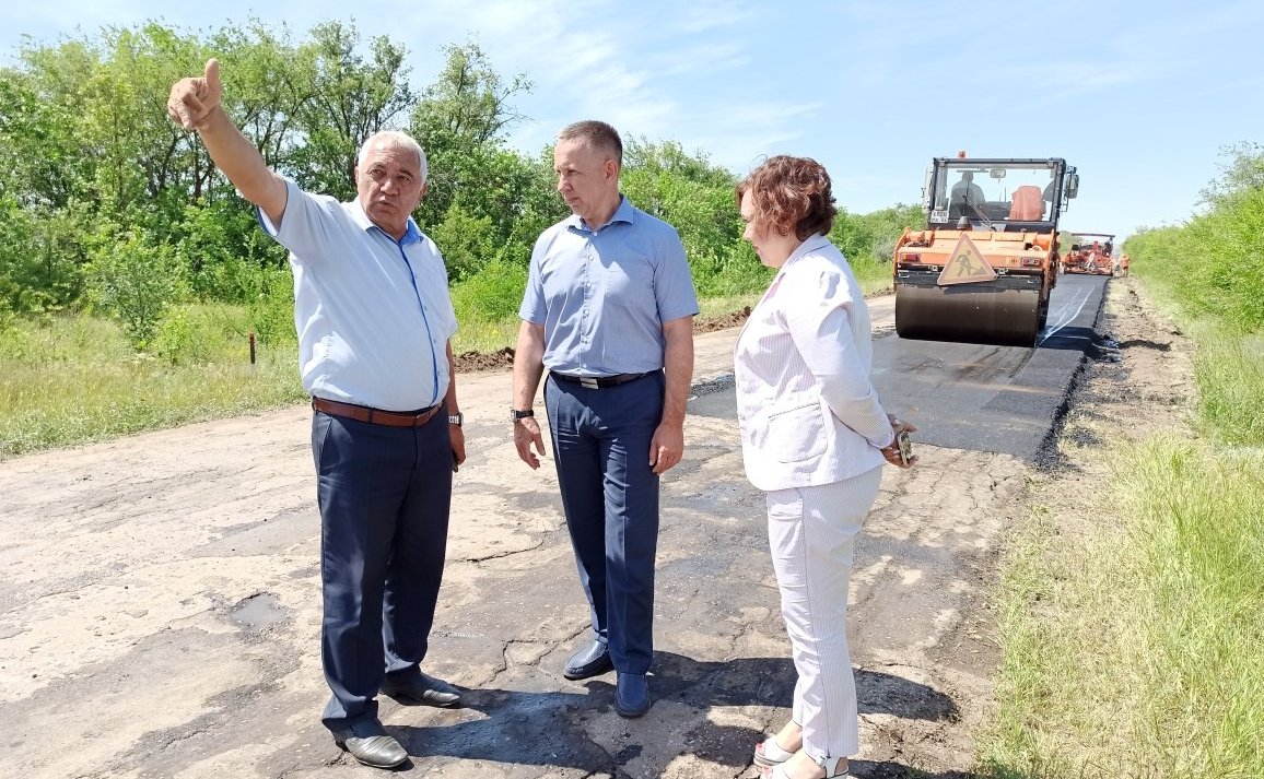 Олег Алексеев посетил Краснокутский район Саратовской области