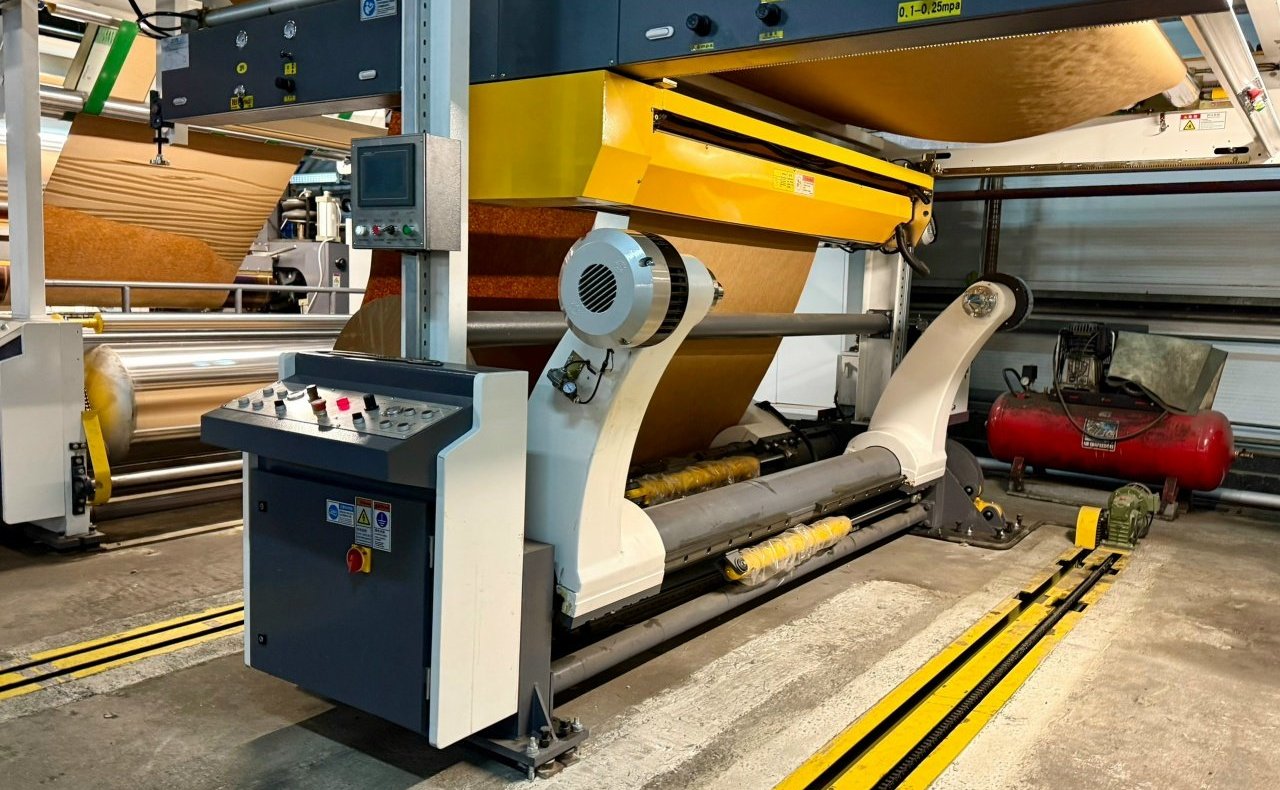 Лариса Круглова приняла участие в запуске современной производственной линии в Мурманске