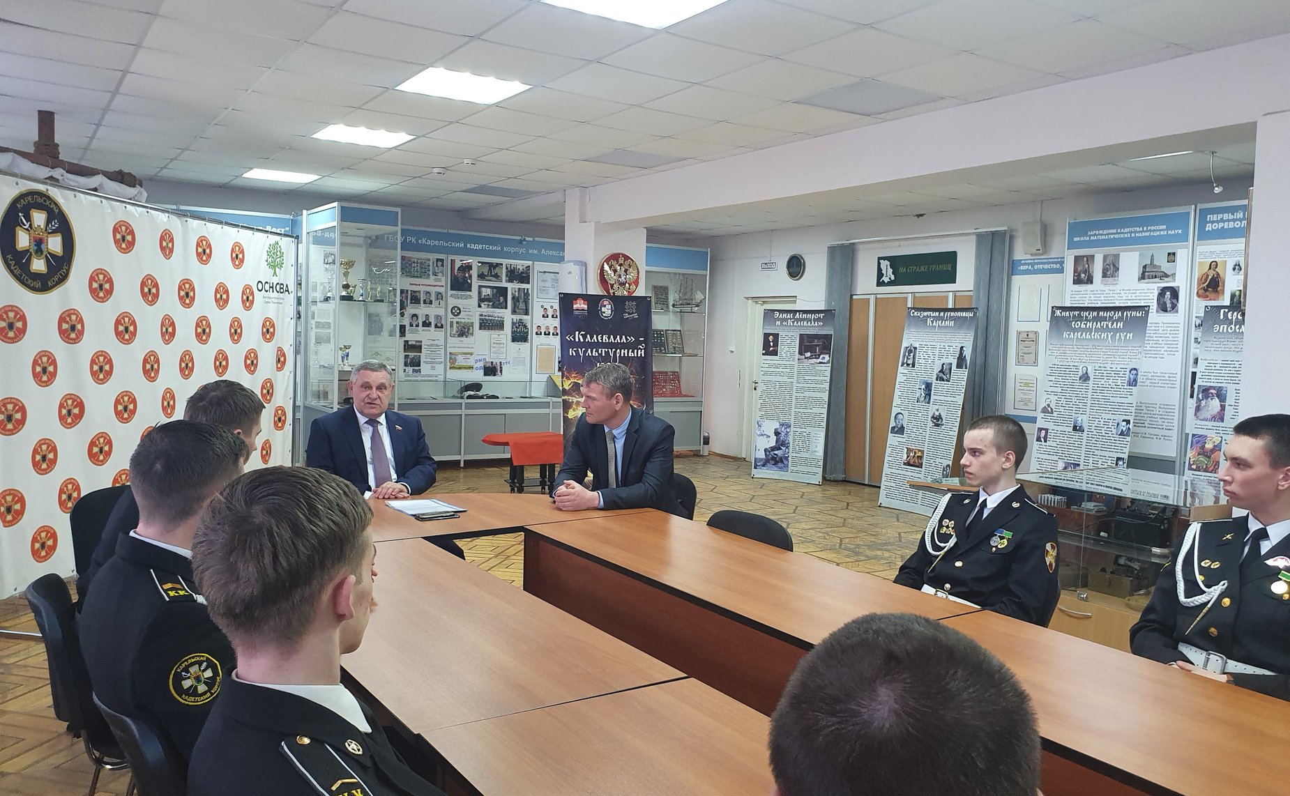 Александр Ракитин принял участие в 50-м юбилейном Слете отличников муниципального образовательного учреждения «Университетский лицей», который проходит в этом году в рамках Петровской ассамблеи