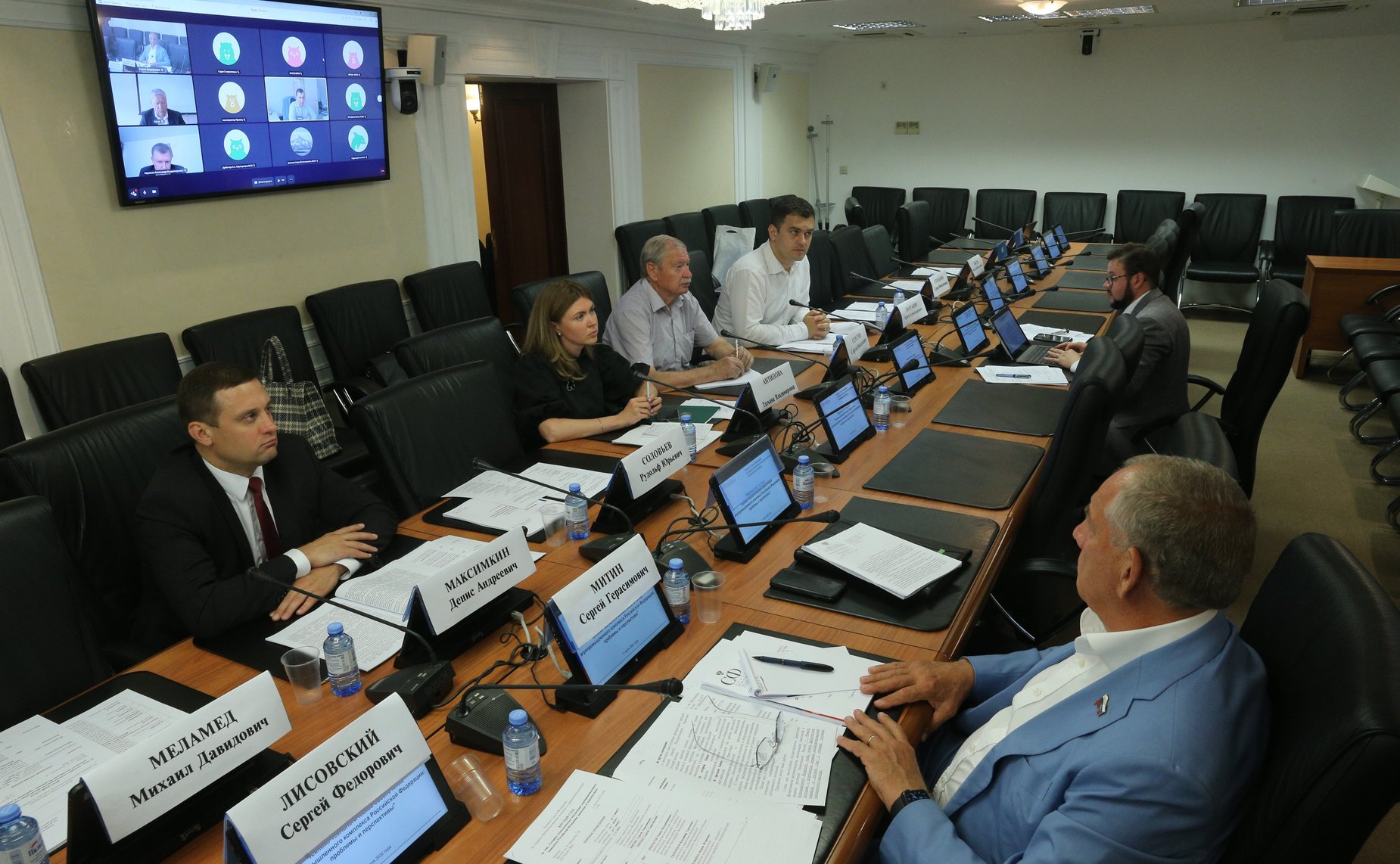 «Круглый стол» на тему «Технико-технологическое обеспечение агропромышленного комплекса Российской Федерации: проблемы и перспективы»