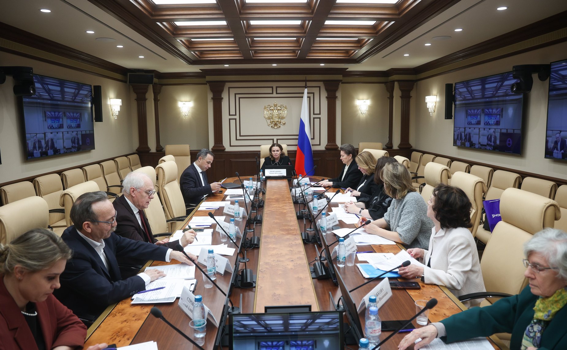 Круглый стол Комитета Совета Федерации по социальной политике на тему «Совершенствование системы профилактики и лечения ожирения и миопии у детей: управленческие и регуляторные решения»