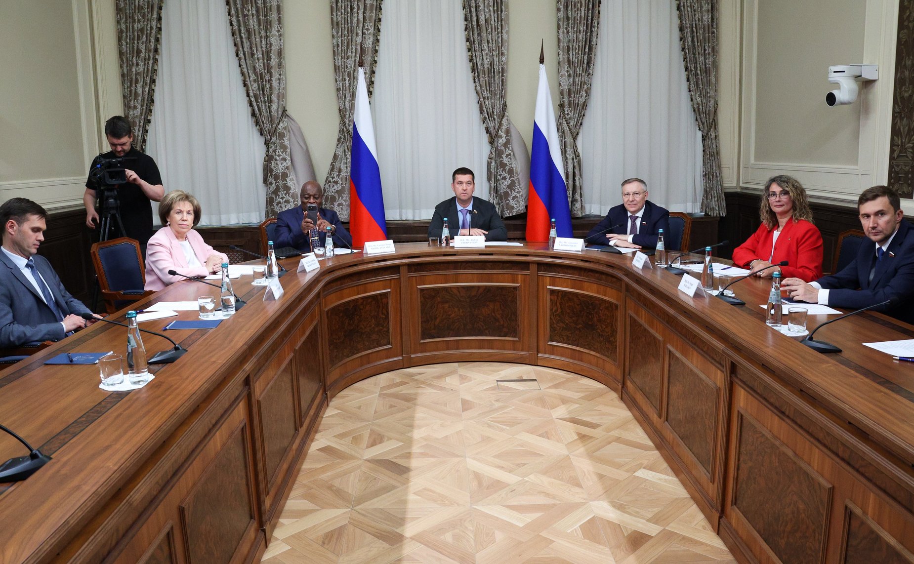 Видеоконференция групп по сотрудничеству Совета Федерации и Сената Парламента Экваториальной Гвинеи