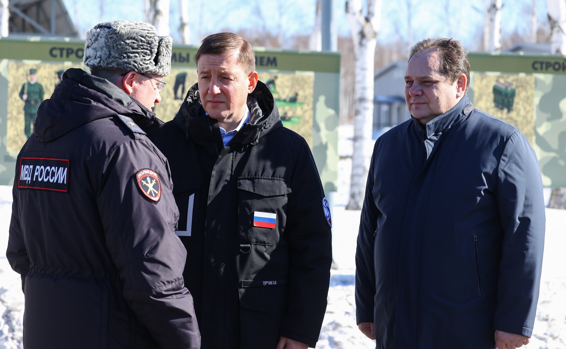 В Еврейской автономной области первый заместитель Председателя СФ Андрей Турчак с губернатором Ростиславом Гольдштейном посетили полевой учебно-тренировочный комплекс