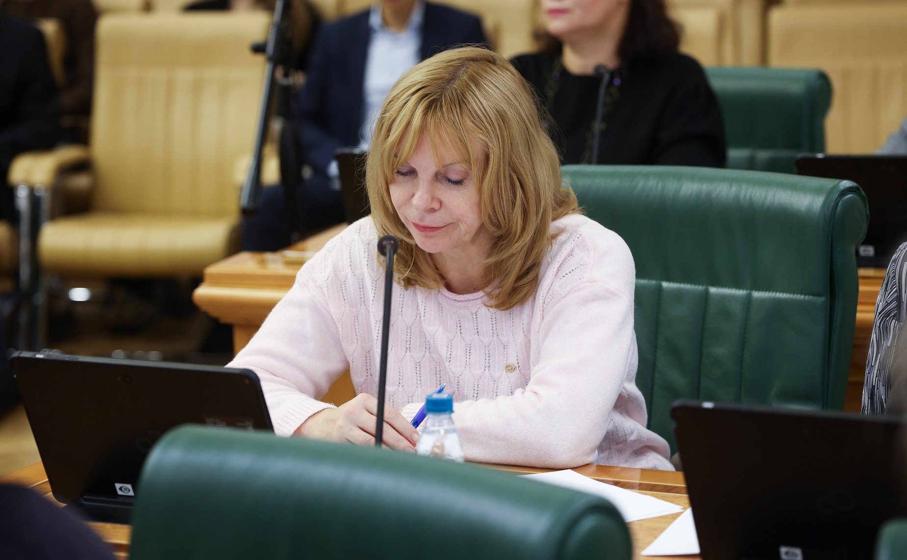 Написание Первого всероссийского аграрного диктанта сенаторами РФ и сотрудниками Аппарата СФ