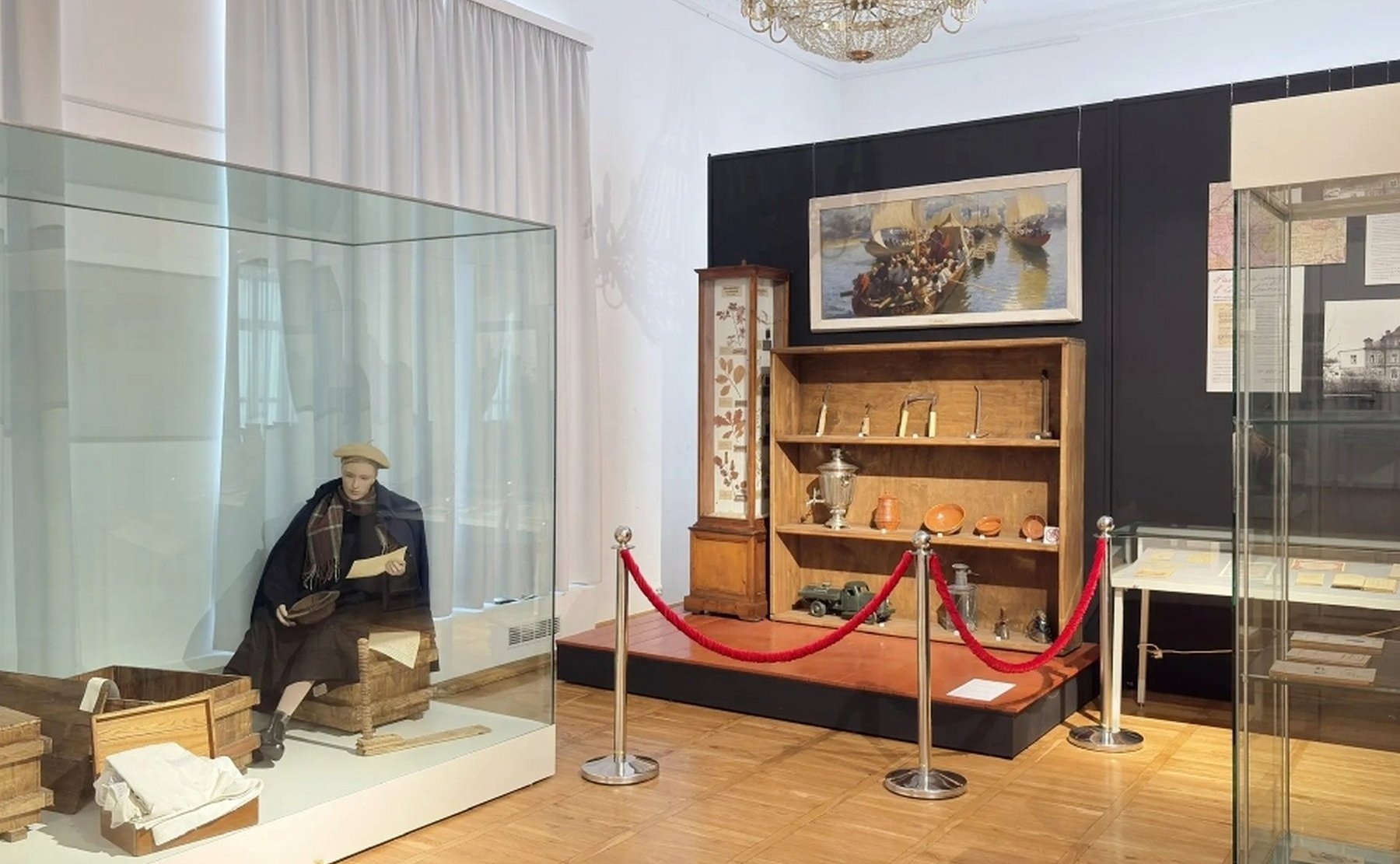 Сергей Мартынов посетил в Йошкар-Оле патриотическую выставку «Тихий фронт»