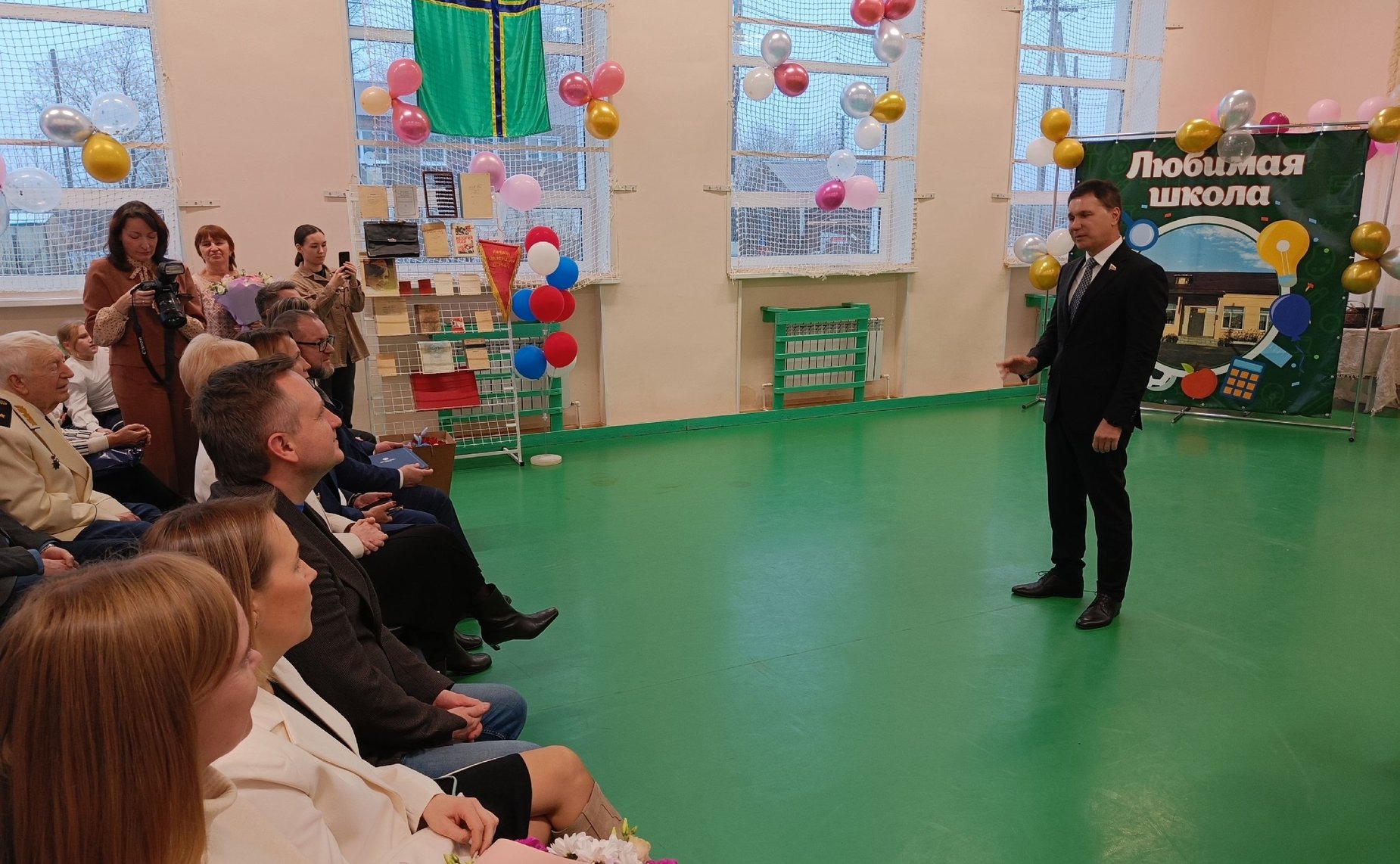 Игорь Зубарев принял участие в торжественном мероприятии, посвященном 220-летию школы в селе Шокша Прионежского района