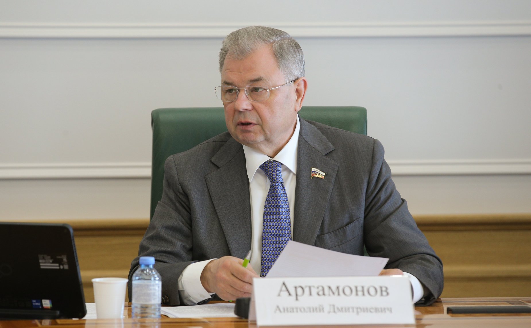 Анатолий Артамонов