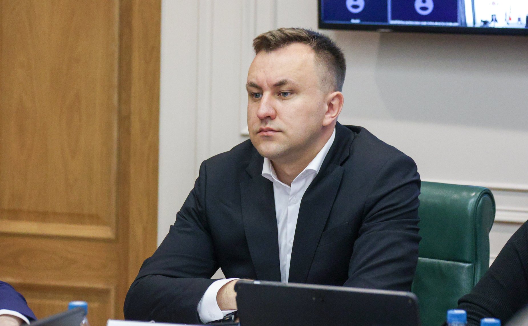 Парламентские слушания Комитета СФ по экономической политике «О реализации программ обновления парка общественного транспорта в субъектах РФ»