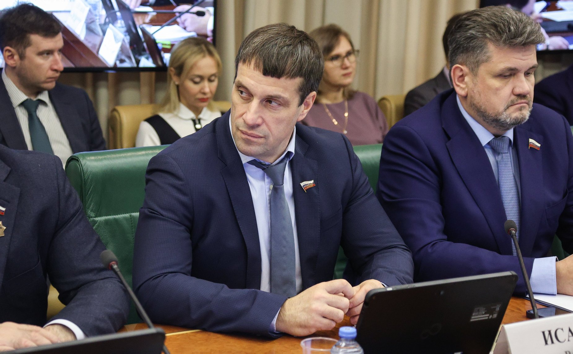 Эдуард Исаков