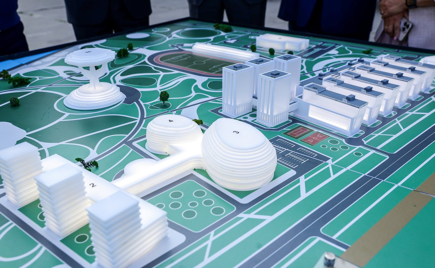 Сенаторы РФ в рамках выездного совещания Комитета СФ по федеративному устройству, региональной политике, местному самоуправлению и делам Севера посетили университеты и социальные объекты