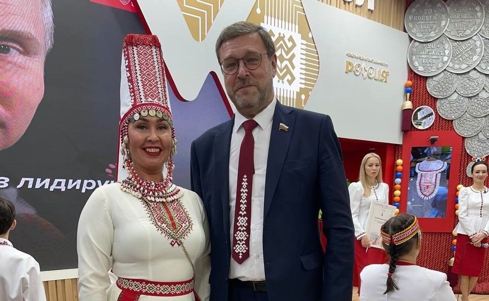 Константин Косачев принял участие в открытии стенда региона «Марий Эл. Единство природы и технологий». Мероприятие состоялось в рамках выставки «Россия»