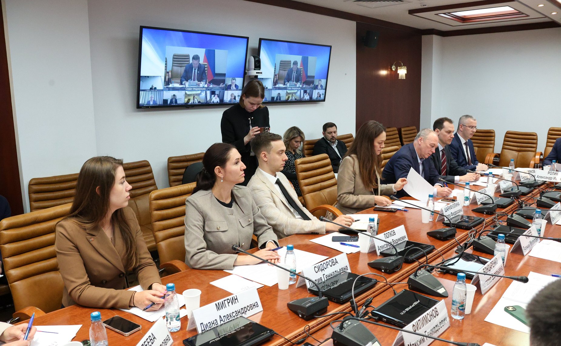 Совещание Комитета Совета Федерации по федеративному устройству, региональной политике, МСУ и делам Севера на тему «Совершенствование преференциальных режимов ДФО и Арктики для развития транспортно-логистической отрасли»