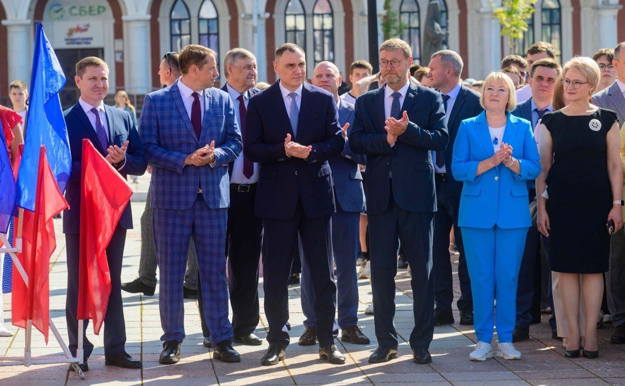 Заместитель Председателя СФ Константин Косачев выступил на торжественной линейке перед студентами Поволжского государственного технологического университета