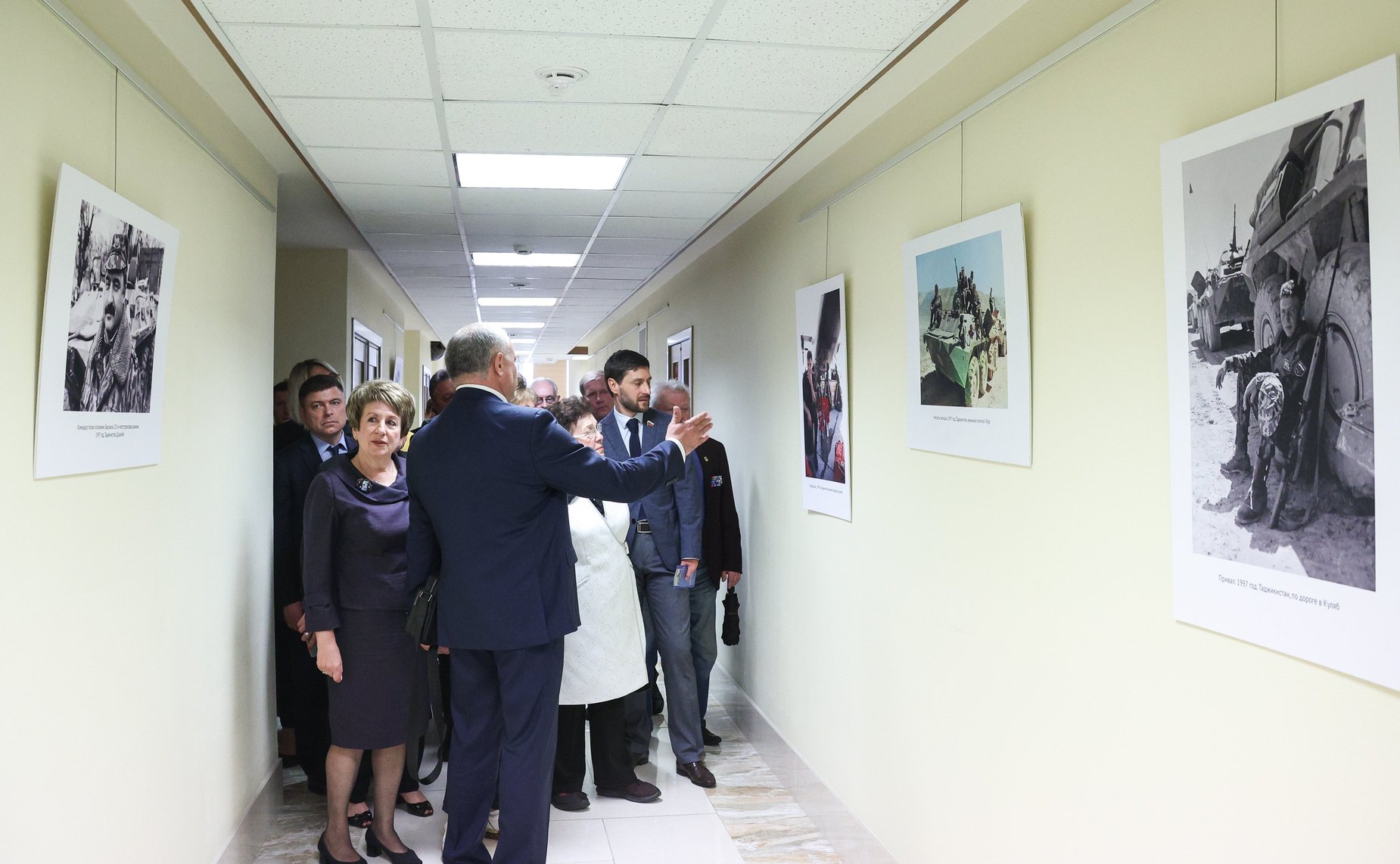 В Совете Федерации открылась выставка работ военного фотокорреспондента Артура Маливанчука