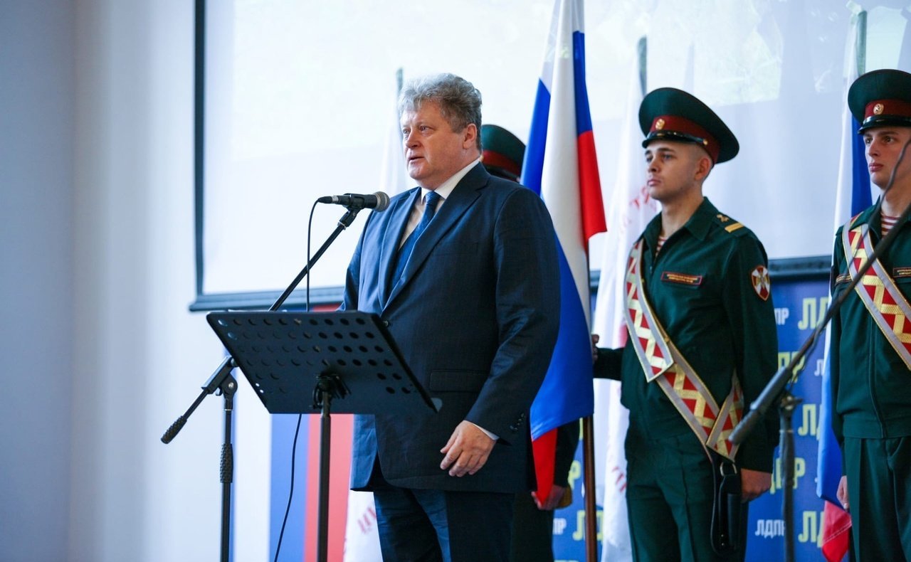 Ирина Кожанова и ансамбль патриотической песни «Трассера» провели концерт-встречу для студентов, преподавателей и гостей Университета мировых цивилизаций имени Владимира Жириновского