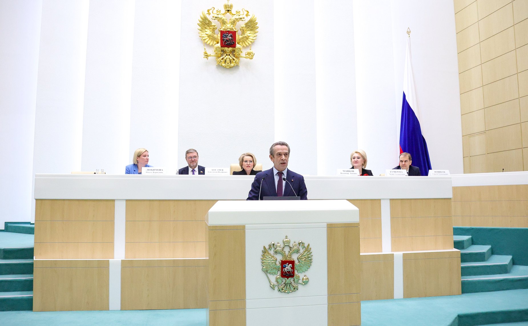 Председатель Совета Федерации Валентина Матвиенко провела встречу с деятелями театрального искусства