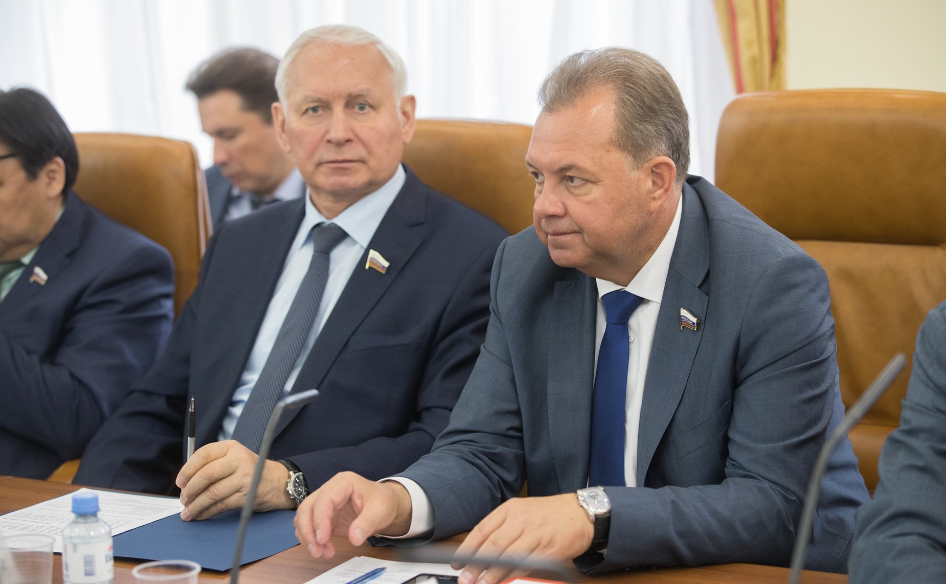 Н. Тихомиров и В. Павленко