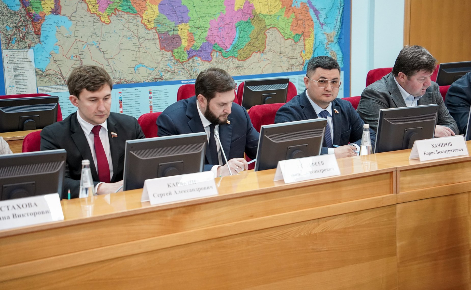 Инна Святенко провела рабочее совещание, посвященное актуальным вопросам организации реабилитации участников специальной военной операции, в правительстве Ставропольского края