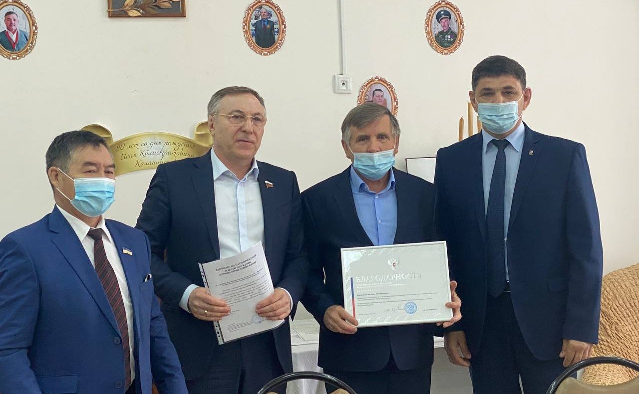 Александр Варфоломеев посетил социальные объекты в селах Республики Бурятия