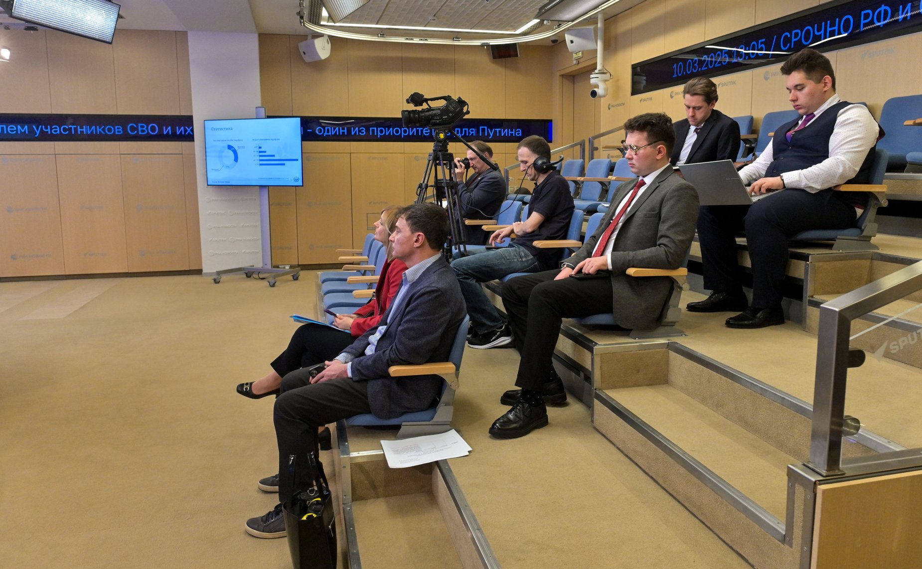 В пресс-центре «МИА Россия Сегодня» состоялась пресс-конференция, посвященная проведению Всероссийского онлайн-марафона «Подвиг женщин Победы»