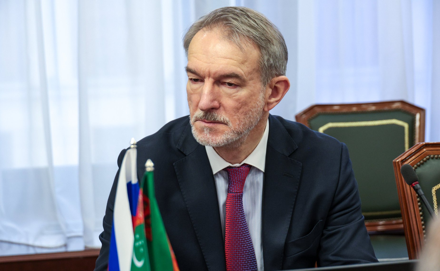 Встреча заместителя Председателя Совета Федерации Константина Косачева с Чрезвычайным и Полномочным Послом Туркменистана в Российской Федерации Эсеном Айдогдыевым