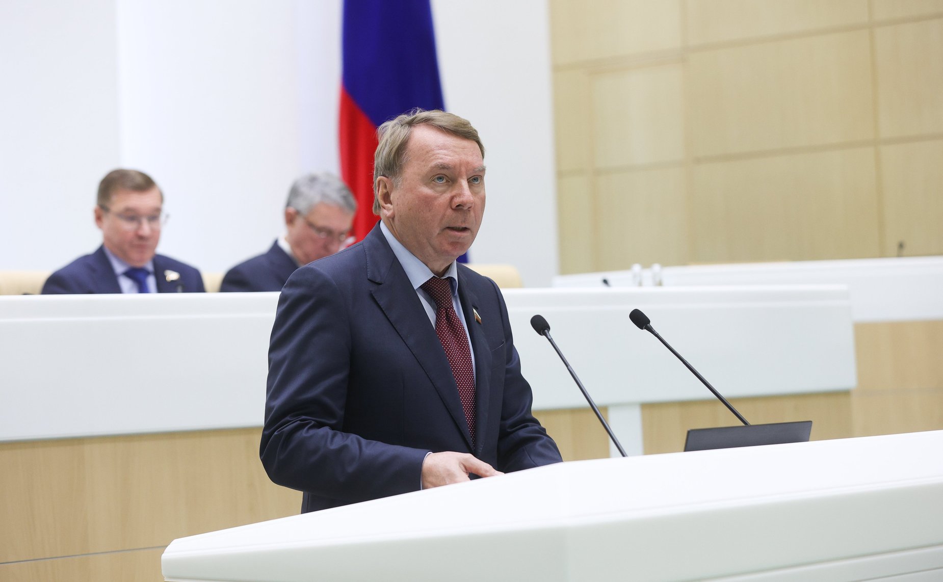 Владимир Кожин