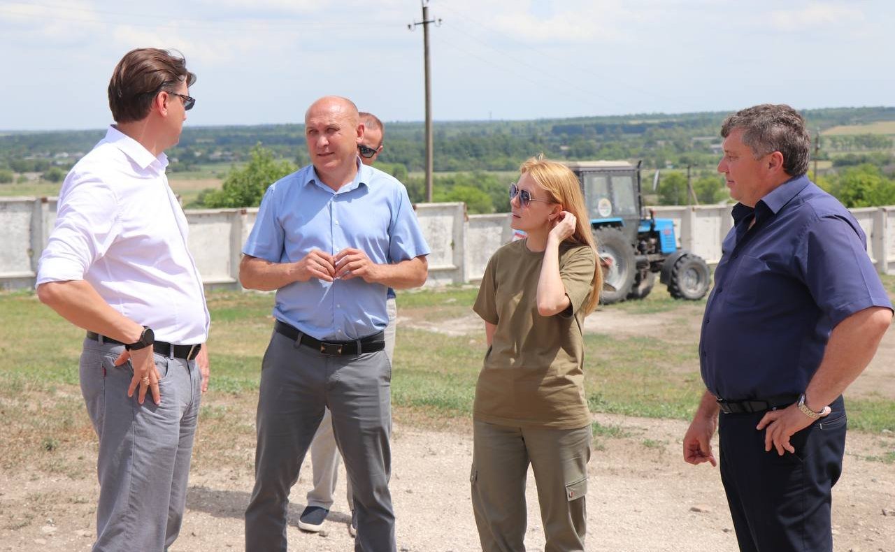 Дарья Лантратова проверила ход восстановления социальных объектов Марковского района ЛНР
