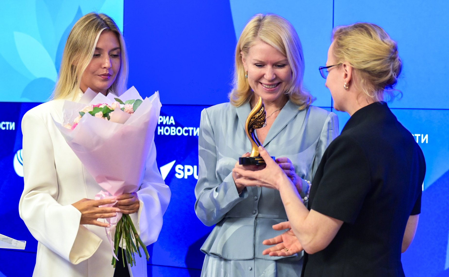 В ММПЦ «Россия сегодня» прошла церемония подведения итогов конкурса «Лидеры в интересах женщин»