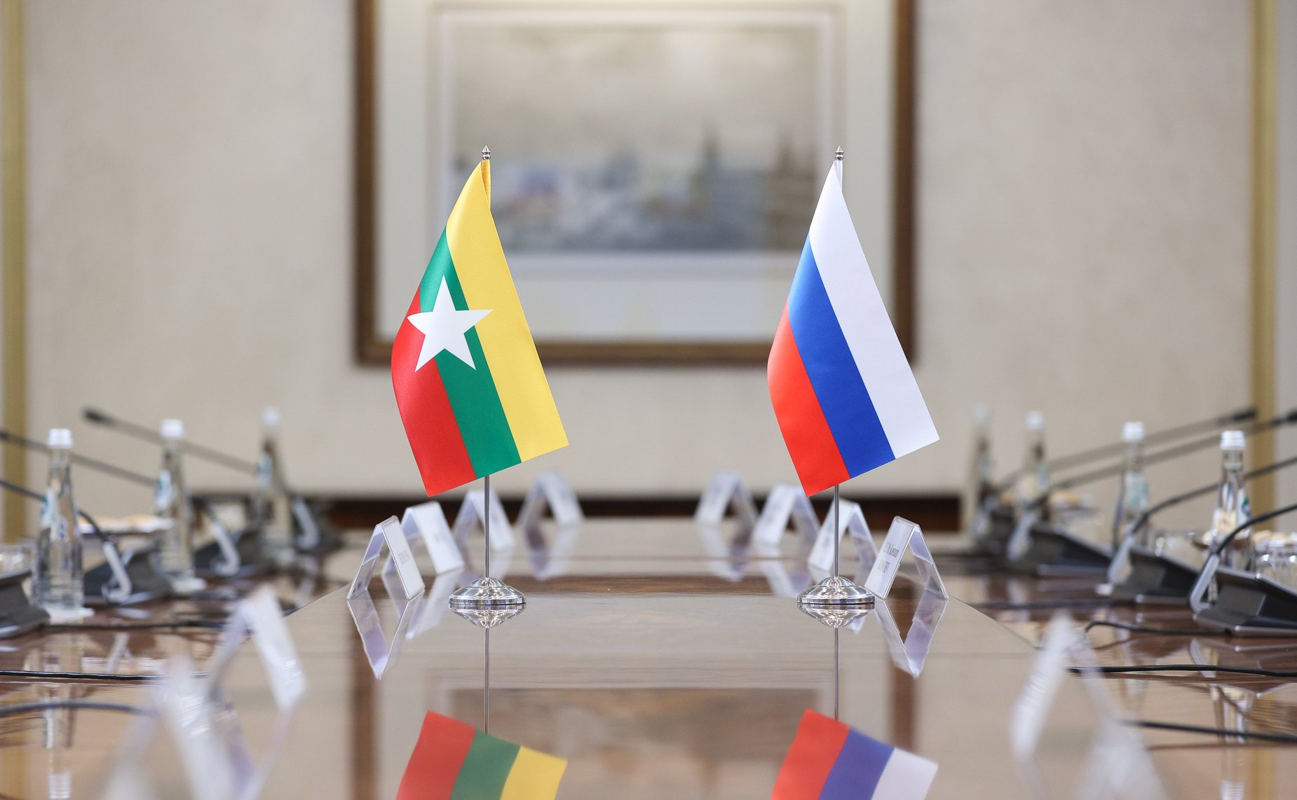 Валентина Матвиенко провела встречу с Премьер-министром Республики Союз Мьянма Мин Аун Хлайном