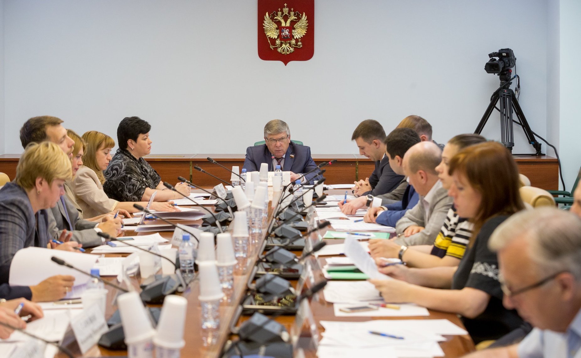 «Круглый стол» на тему «Внедрение альтернативных механизмов обеспечения инвалидов техническими средствами реабилитации путем предоставления целевого сертификата: совершенствование нормативно-правового регулирования»